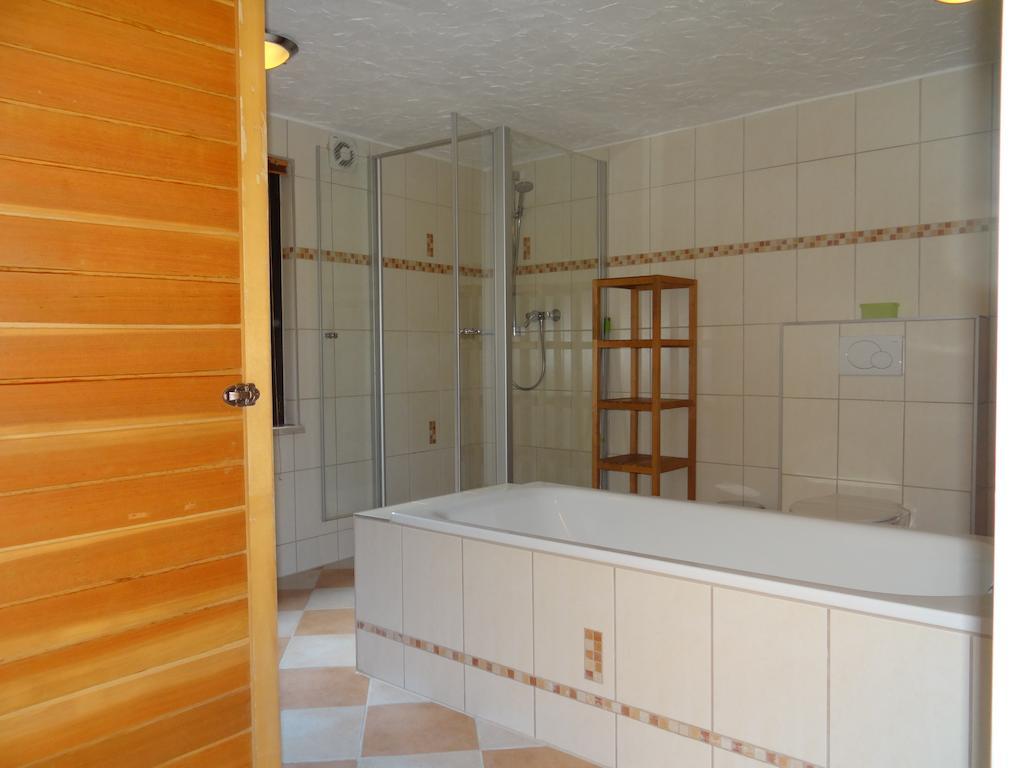 Haus Am Bachgasse - Haus Von 1777 Mit Sauna Zell an der Mosel Εξωτερικό φωτογραφία